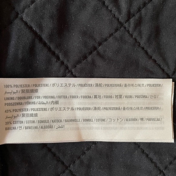 ABERCROMBIE & FITCH Quilted Vest - Picture 10 of 11